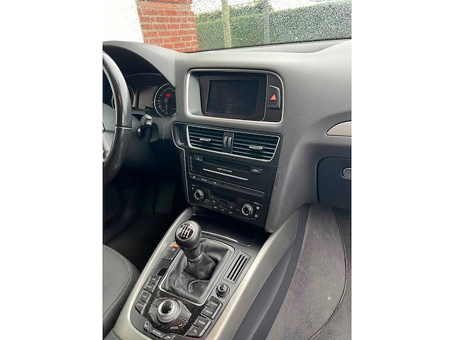 Audi - 2010 - q5 - 2.0 tfsi q. pro line - 06-kzl-3 - afbeelding 10 van  21