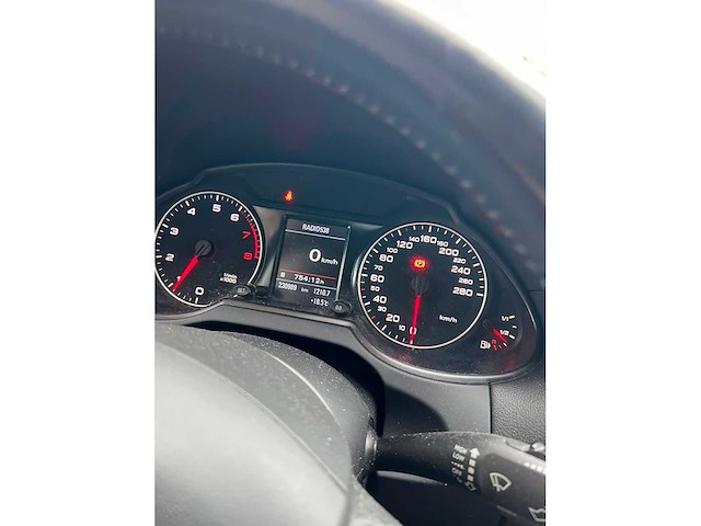 Audi - 2010 - q5 - 2.0 tfsi q. pro line - 06-kzl-3 - afbeelding 14 van  21