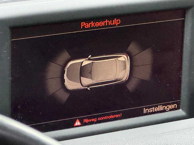 Audi - 2011 - a1 - 1.4 tfsi s edition - personenauto - afbeelding 10 van  18