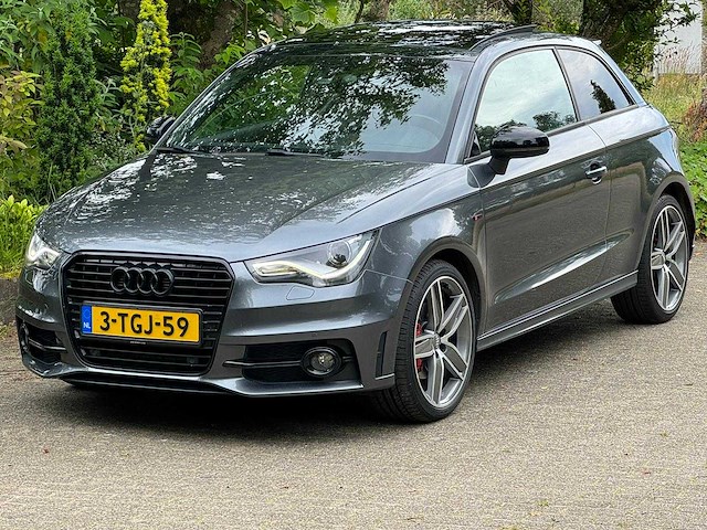 Audi - 2011 - a1 - 1.4 tfsi s edition - personenauto - afbeelding 1 van  12