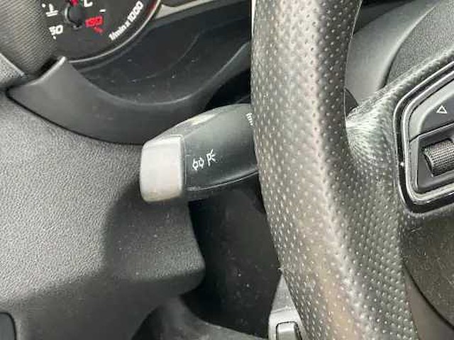 Audi - 2011 - a1 - 1.4 tfsi s edition - personenauto - afbeelding 12 van  12