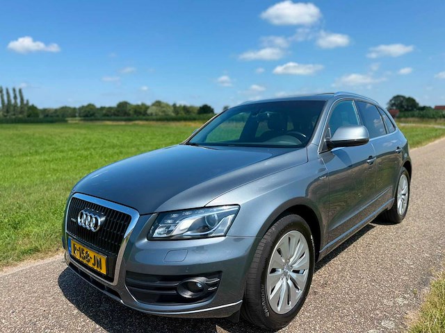 Audi - 2011 - q5 - 2.0 tfsi hybrid q.pl - r-158-jn - afbeelding 1 van  18