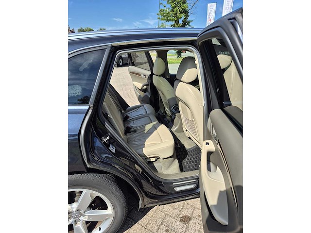 Audi - 2011 - q5 - 2.0 tfsi q. pl.s b&o - zl-101-b - afbeelding 8 van  9