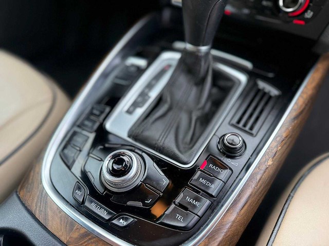 Audi - 2011 - q5 - 2.0 tfsi q. pro line - 89-rvg-3 - afbeelding 5 van  13