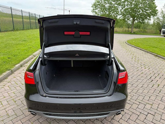 Audi - 2012 - a6 limousine - 3.0 tdi quattro - personenauto - afbeelding 20 van  23