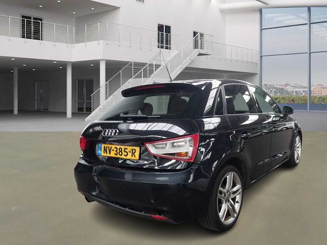 Audi - 2013 - a1 sportback - 1.2 tfsi pro line s - personenauto - afbeelding 11 van  17