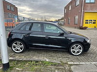 Audi - 2013 - a1 sportback - 1.2 tfsi pro line s - personenauto - afbeelding 16 van  19
