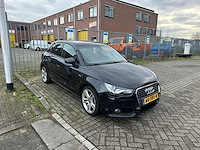 Audi - 2013 - a1 sportback - 1.2 tfsi pro line s - personenauto - afbeelding 17 van  19