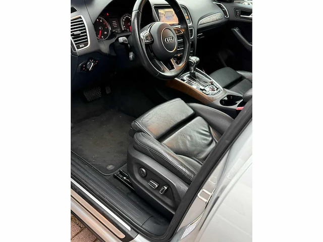 Audi - 2013 - q5 - 2.0 tfsi q. pl.s - personenauto - afbeelding 3 van  9