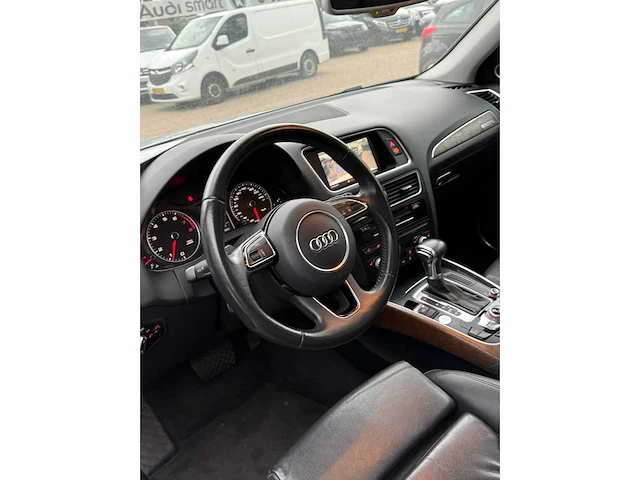 Audi - 2013 - q5 - 2.0 tfsi q. pl.s - personenauto - afbeelding 4 van  9