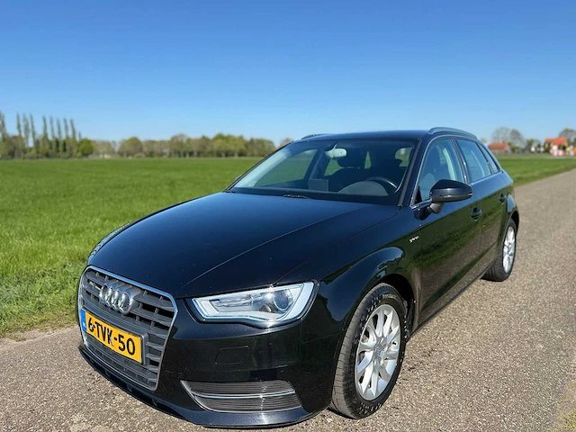 Audi - 2014 - a3 sportback - 1.4 tfsi attr.pl+g-t - 6-tvk-50 - afbeelding 1 van  11