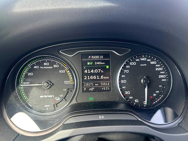 Audi - 2015 - a3 sportback - 1.4 e-tron amb. pl+ - automaat - personenauto - afbeelding 2 van  28