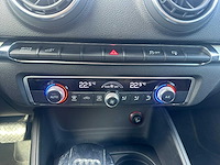 Audi - 2015 - a3 sportback - 1.4 e-tron amb. pl+ - automaat - personenauto - afbeelding 18 van  28