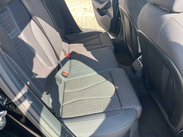 Audi - 2015 - a3 sportback - 1.4 e-tron amb. pl+ - gr-173-v - afbeelding 3 van  12