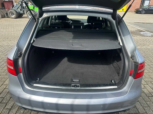 Audi - 2015 - a4 avant - 1.8 tfsi sport ed. - automaat - personenauto - afbeelding 2 van  25