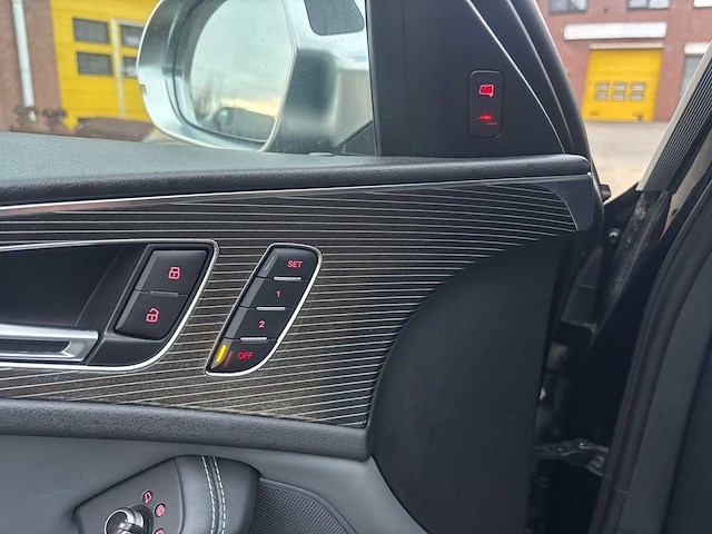 Audi - 2015 - rs6 avant - 4.0 tfsi a6 q. pl + - personenauto - afbeelding 14 van  23