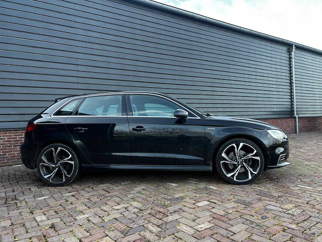 Audi - 2016 - a3 sportback - 1.4 e-tron - personenauto - afbeelding 23 van  24
