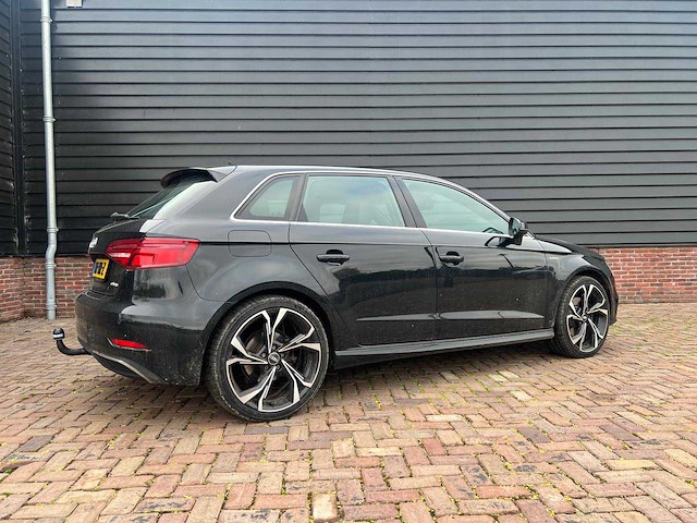 Audi - 2016 - a3 sportback - 1.4 e-tron - personenauto - afbeelding 19 van  24