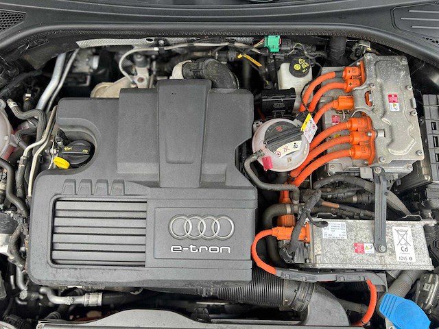 Audi - 2016 - a3 sportback - 1.4 e-tron - personenauto - afbeelding 16 van  24
