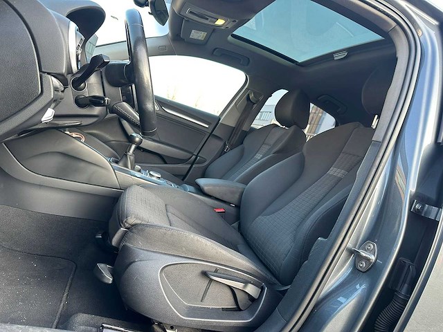 Audi - 2017 - a3 limousine - 1.6 tdi sp. l. ed. - personenauto - afbeelding 2 van  16
