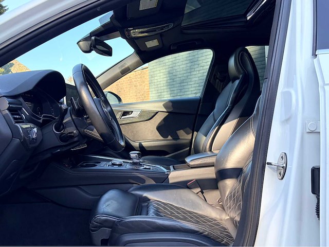 Audi - 2018 - s4 limousine 354pk! quattro - afbeelding 3 van  29