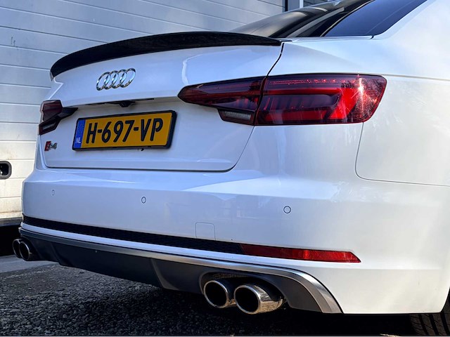 Audi - 2018 - s4 limousine 354pk! quattro - afbeelding 29 van  29