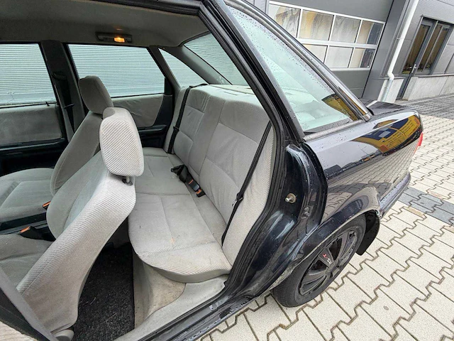 Audi - 80 - 1.6 e - personenauto - 1992 - afbeelding 3 van  23