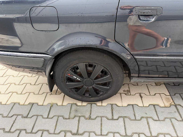 Audi - 80 - 1.6 e - personenauto - 1992 - afbeelding 14 van  23