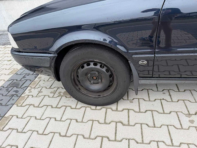 Audi - 80 - 1.6 e - personenauto - 1992 - afbeelding 15 van  23