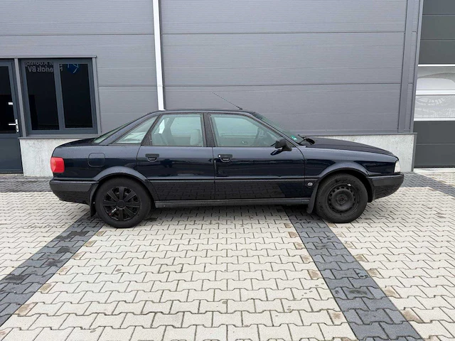Audi - 80 - 1.6 e - personenauto - 1992 - afbeelding 19 van  23