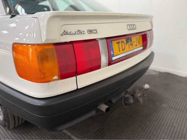Audi - 80 - 1.8 - 79.620 km - automaat- youngtimer - 1988 - afbeelding 3 van  30
