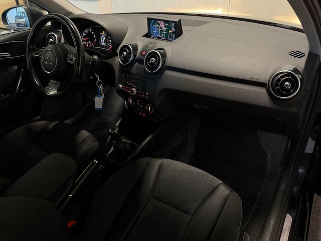 Audi - a1 - 1.2 tfsi amb. pl. b. - car - 2011|25-pxj-3|iaw - afbeelding 7 van  28