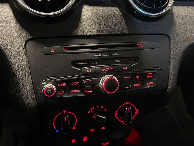 Audi - a1 - 1.2 tfsi amb. pl. b. - car - 2011|25-pxj-3|iaw - afbeelding 28 van  28