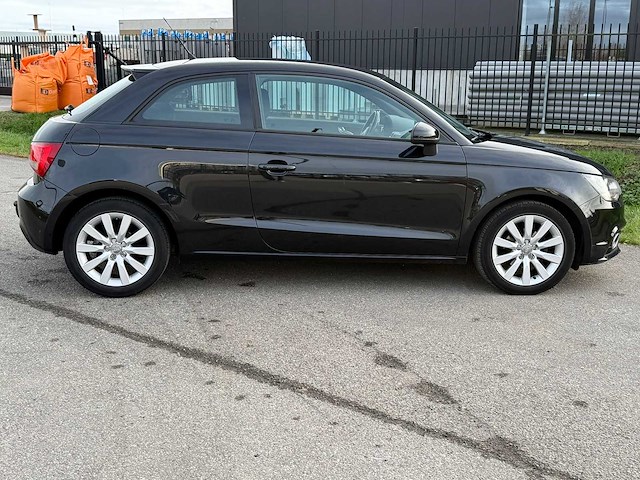 Audi - a1 - 1.2 tfsi connect - car - 2012|11-sxd-6|iaw - afbeelding 18 van  60