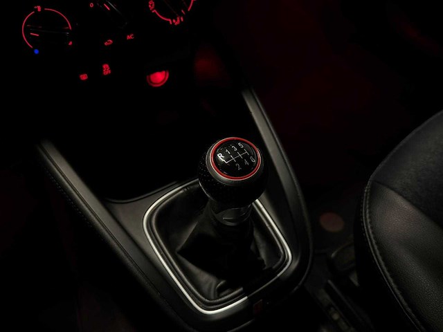 Audi - a1 - 1.2 tfsi connect - car - 2012|70-tln-5|iaw - afbeelding 22 van  24