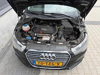 Audi - a1 - sportback - 1.4 tfsi attr. pl.b. personenauto - 2012 - afbeelding 11 van  26