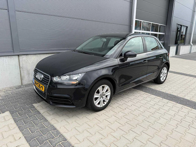 Audi - a1 - sportback - 1.4 tfsi attr. pl.b. personenauto - 2012 - afbeelding 1 van  26