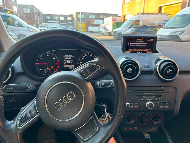 Audi - a1 sportback - 1.6 tdi connect - car - 2013 - afbeelding 6 van  15