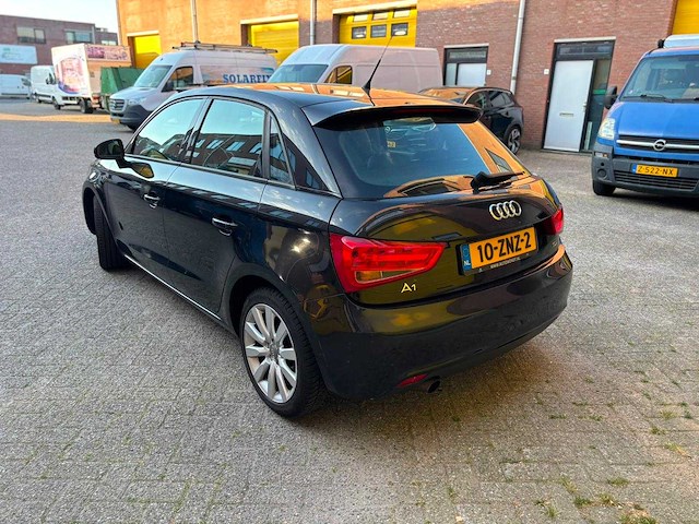 Audi - a1 sportback - 1.6 tdi connect - car - 2013 - afbeelding 9 van  15