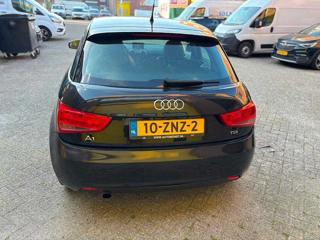 Audi - a1 sportback - 1.6 tdi connect - car - 2013 - afbeelding 10 van  15