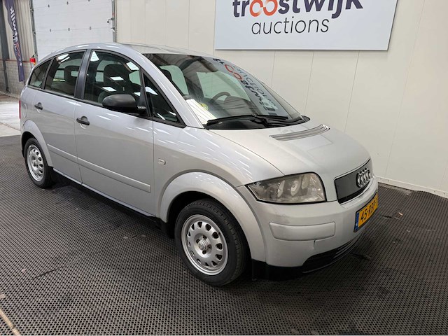 Audi - a2 - 1.2 tdi 3l - personenauto - 2001 - afbeelding 7 van  7