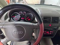 Audi - a2 - 1.4 16v- 18-rjf-8 - afbeelding 15 van  16