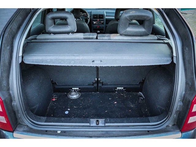 Audi - a2 - 1.4 67-nn-kr - afbeelding 3 van  19