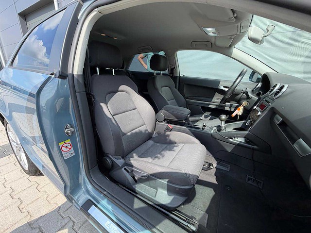 Audi - a3 - 1.4 tfsi ambit. pl - personenauto - 2010 - afbeelding 6 van  22