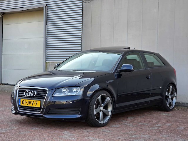 Audi - a3 - 1.4 tfsi attr. pl b - 01-jvv-7 - 2009 - afbeelding 1 van  23
