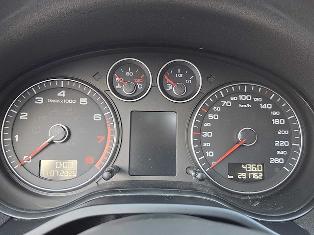 Audi - a3 - 1.4 tfsi attr. pl b - 01-jvv-7 - 2009 - afbeelding 3 van  26