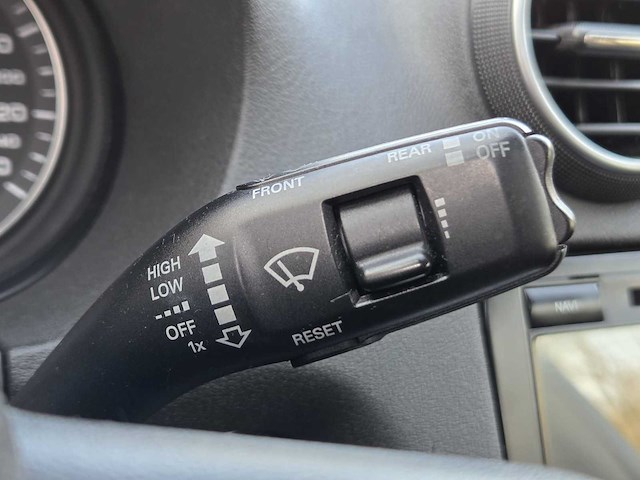 Audi - a3 - 1.4 tfsi attr. pl b - 01-jvv-7 - 2009 - afbeelding 5 van  26