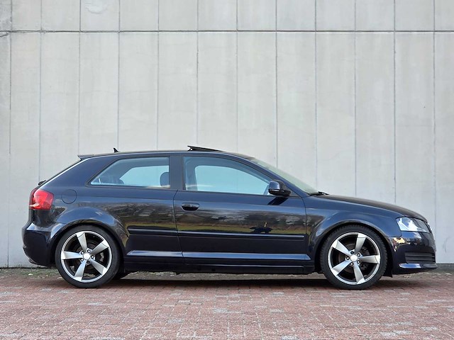 Audi - a3 - 1.4 tfsi attr. pl b - 01-jvv-7 - 2009 - afbeelding 22 van  26