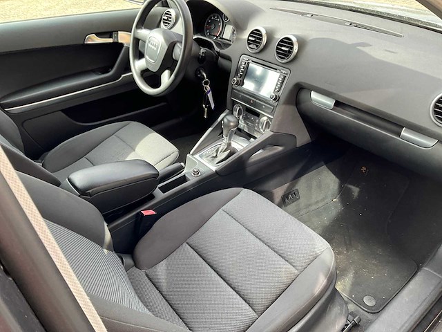 Audi - a3 - 1.4 tfsi attr. pl b - personenauto - 2009 - afbeelding 7 van  23