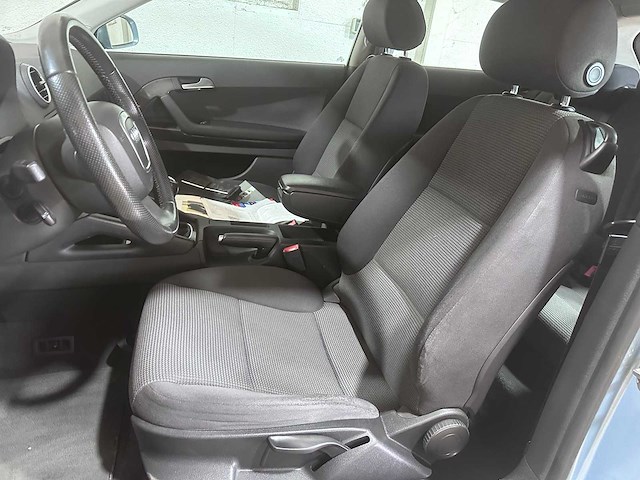 Audi - a3 - 1.6 fsi attraction - 81-sx-dx- 2006 - afbeelding 5 van  17